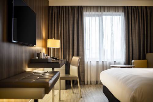 Twin/Double AC Hotel by Marriott Manchester Salford Quays